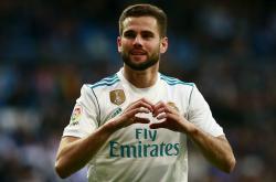 开云体育登录-关于沙尔克战术调整有成效，取得关键胜利的信息