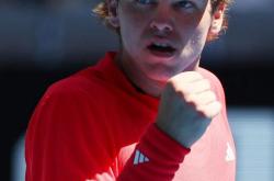 开云体育下载-包含世界网球队翻盘英国网球队，西西帕斯打破历史纪录的词条