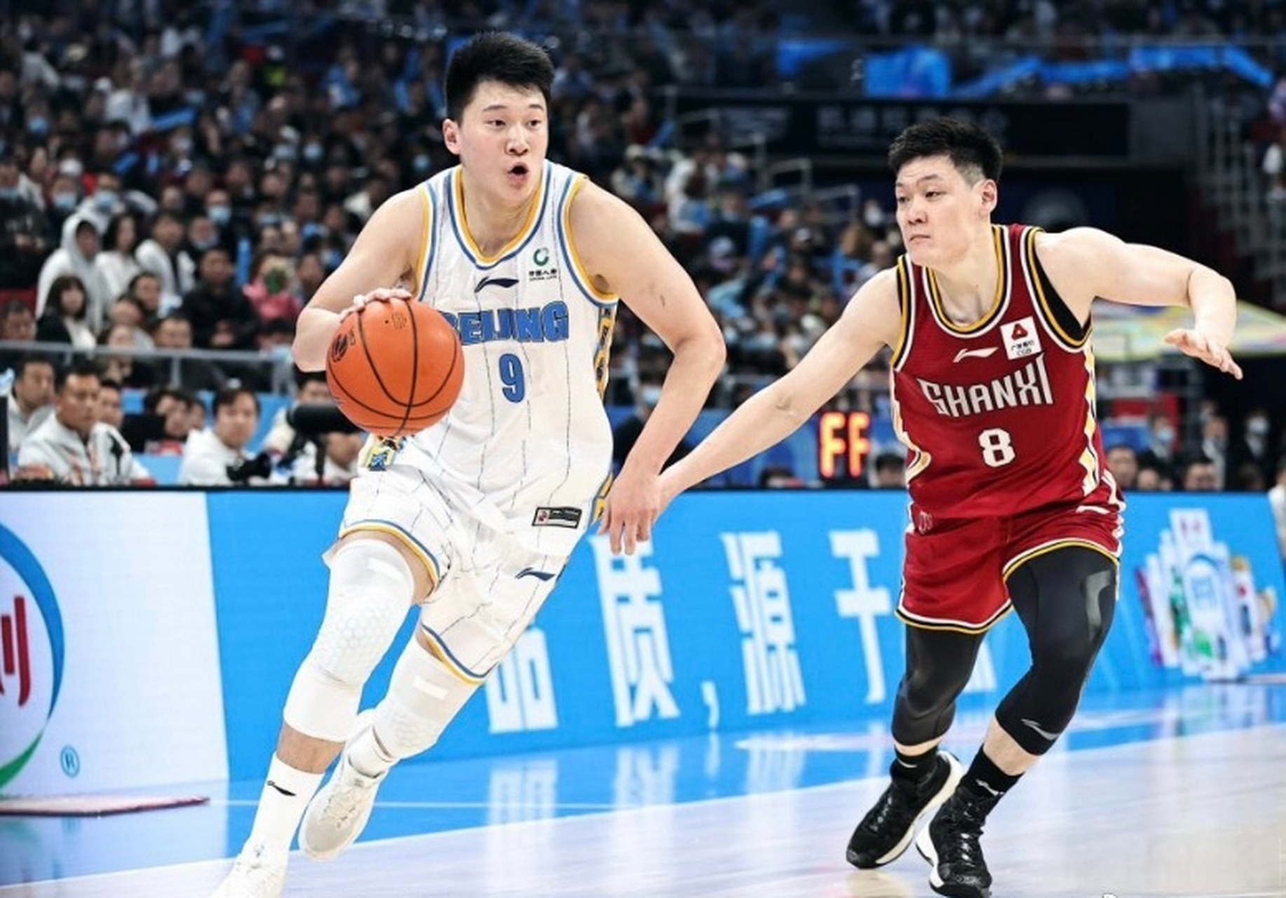 北京首钢男篮精彩表现，取得大胜！