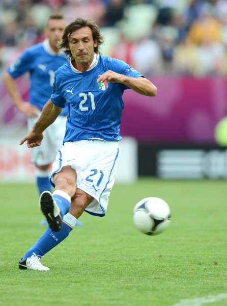 欧洲国家队对抗赛，球风娴熟令人惊叹