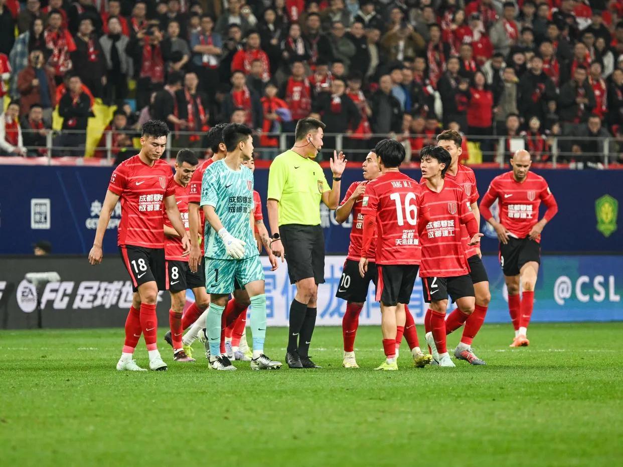 包含外援受伤首战爆发,助球队实现逆袭的词条 包含外援受伤首战爆发,助球队实现逆袭的词条