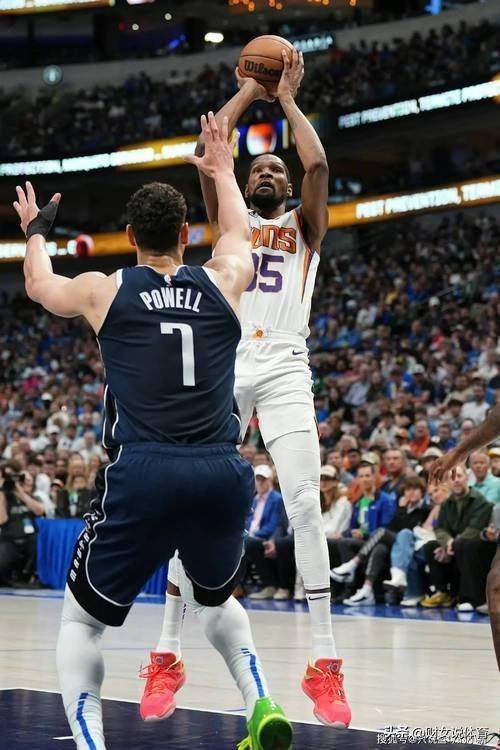 独行侠逆转墨西哥男篮，杜兰特一己之力扛起全队的简单介绍