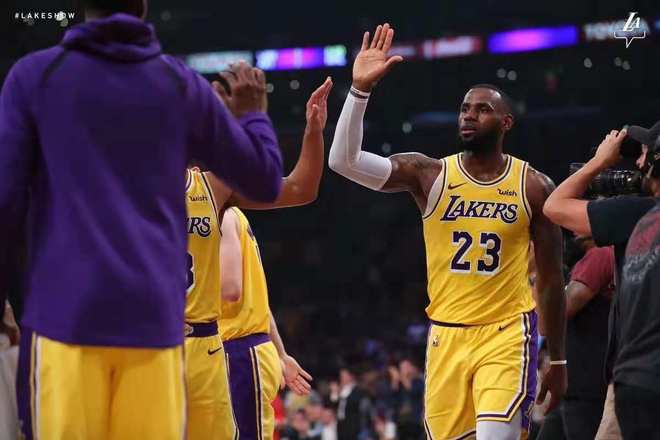 掘金鏖战热火，乔治带队取胜